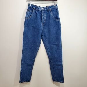 Refuge Denim Mom Jeans 05